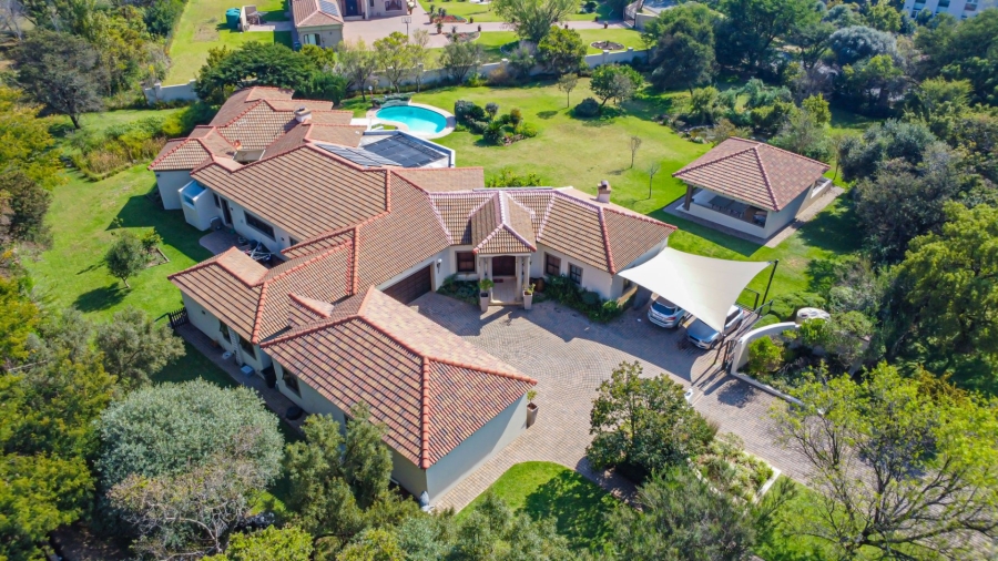 5 Bedroom Property for Sale in Blue Hills Country Estate Gauteng