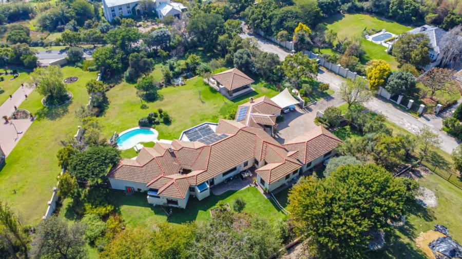 5 Bedroom Property for Sale in Blue Hills Country Estate Gauteng