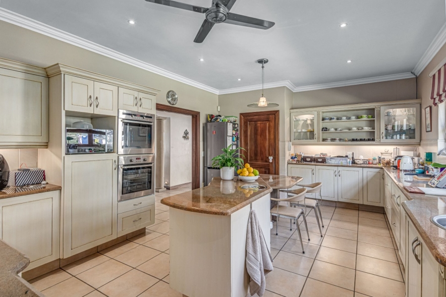 5 Bedroom Property for Sale in Blue Hills Country Estate Gauteng