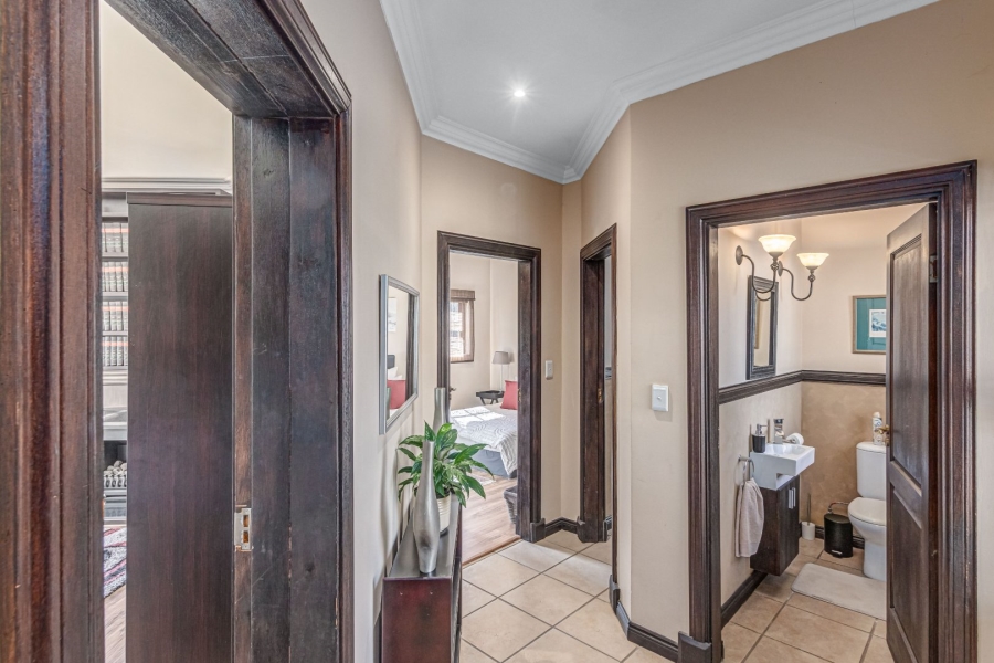5 Bedroom Property for Sale in Blue Hills Country Estate Gauteng