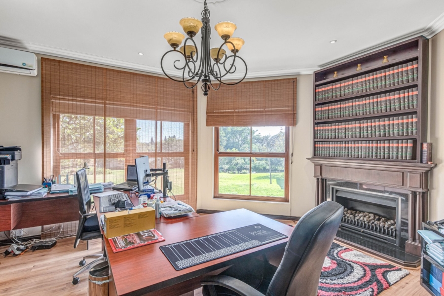 5 Bedroom Property for Sale in Blue Hills Country Estate Gauteng