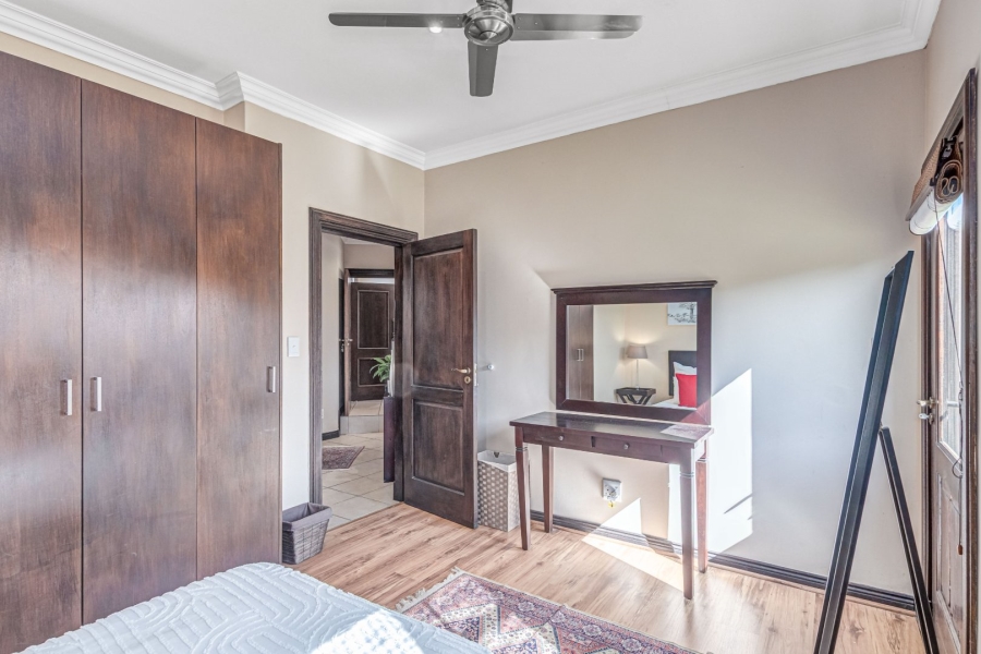 5 Bedroom Property for Sale in Blue Hills Country Estate Gauteng