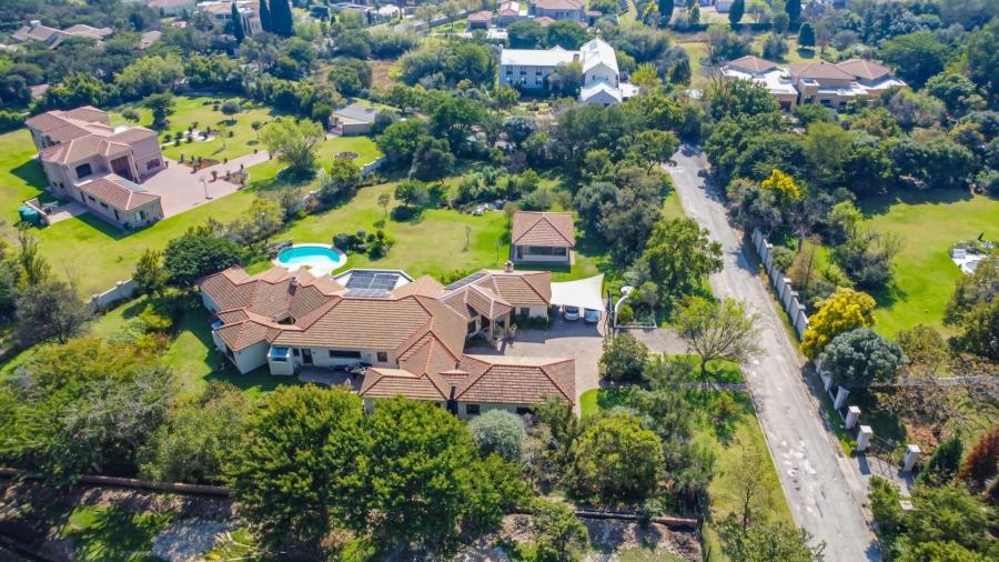 5 Bedroom Property for Sale in Blue Hills Country Estate Gauteng