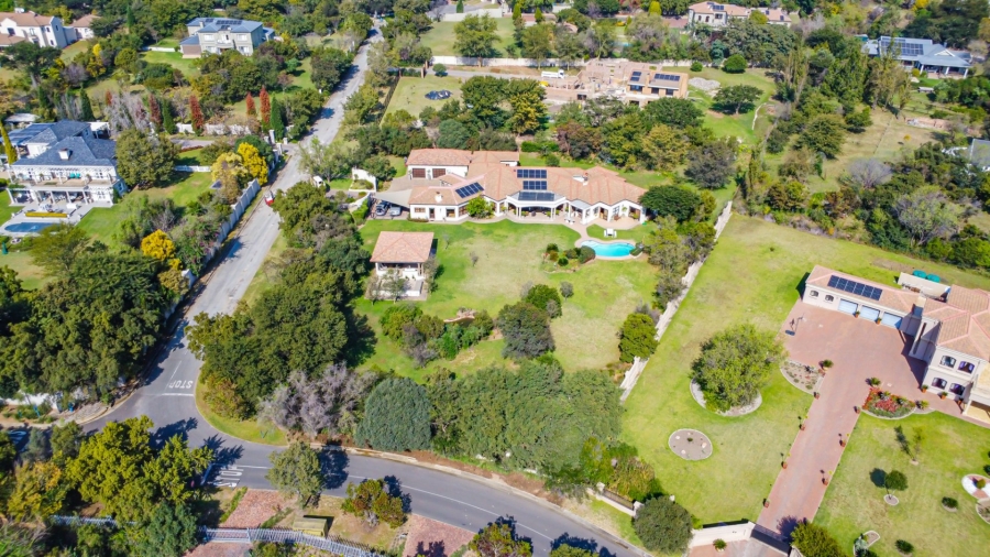 5 Bedroom Property for Sale in Blue Hills Country Estate Gauteng
