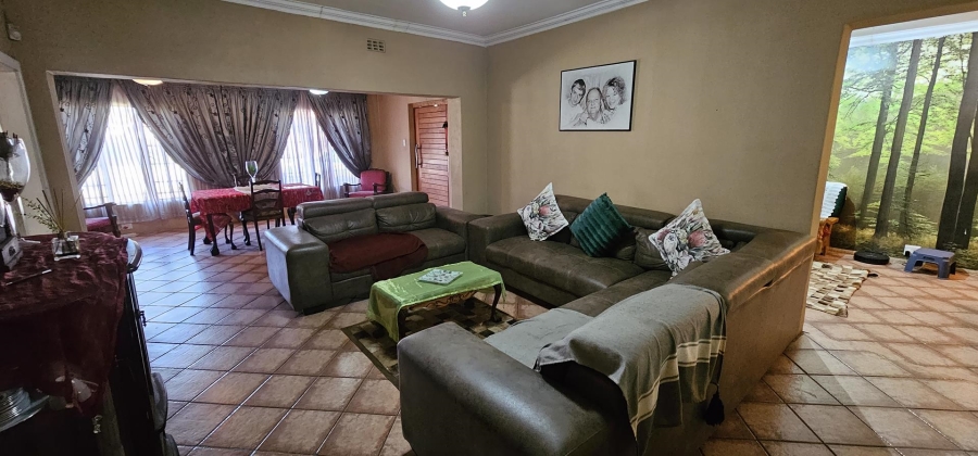 4 Bedroom Property for Sale in Parktown Estate Gauteng