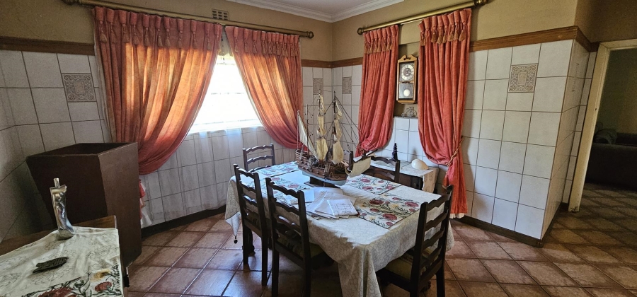 4 Bedroom Property for Sale in Parktown Estate Gauteng