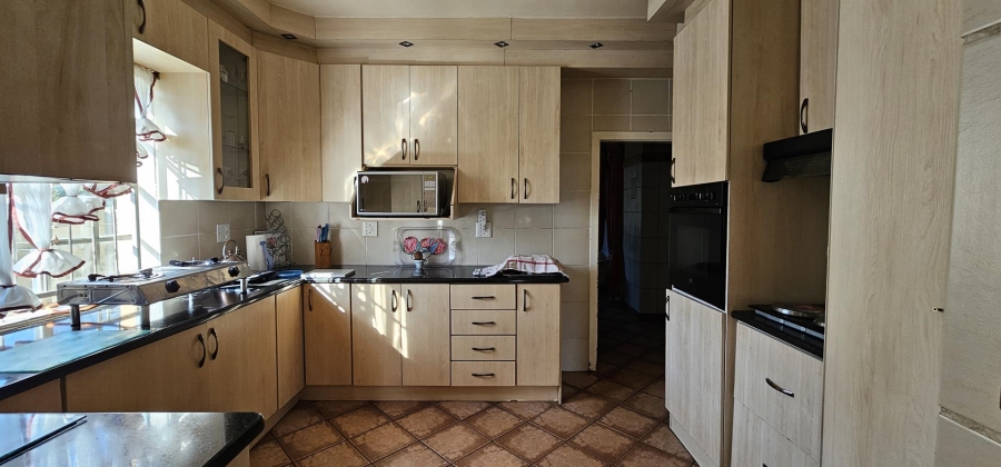 4 Bedroom Property for Sale in Parktown Estate Gauteng