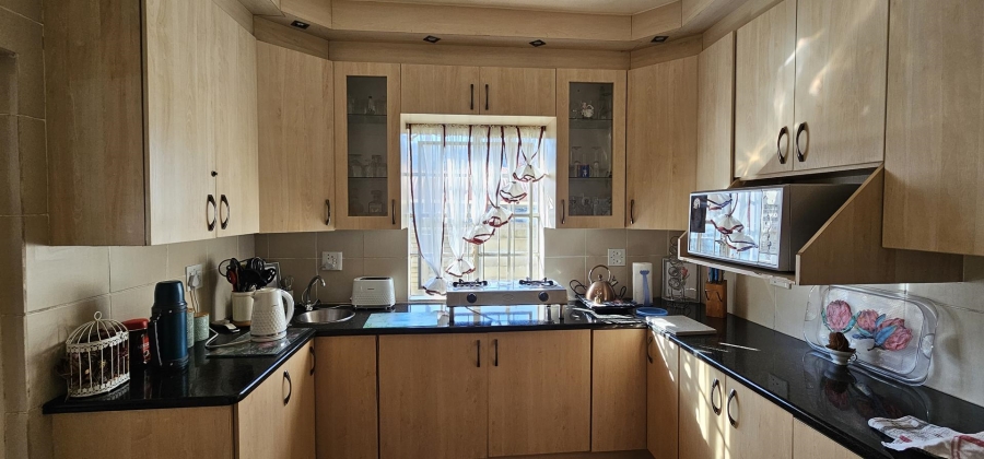 4 Bedroom Property for Sale in Parktown Estate Gauteng