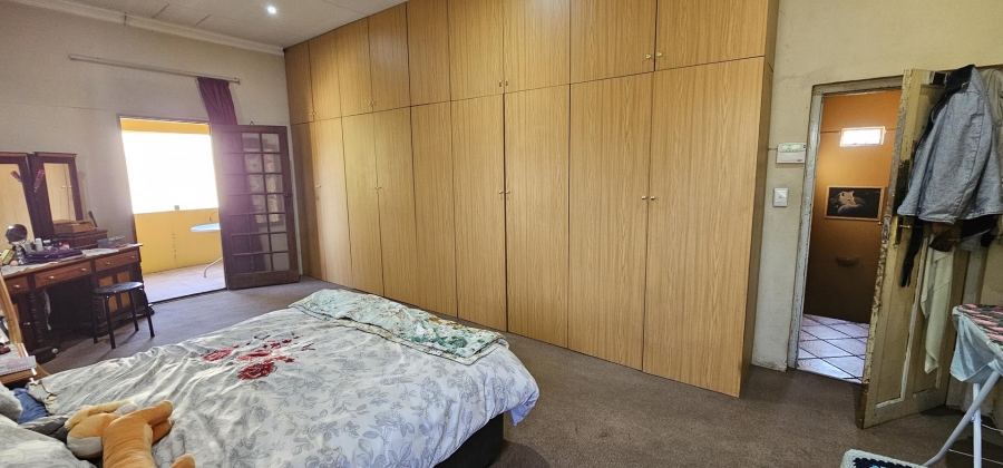 4 Bedroom Property for Sale in Parktown Estate Gauteng