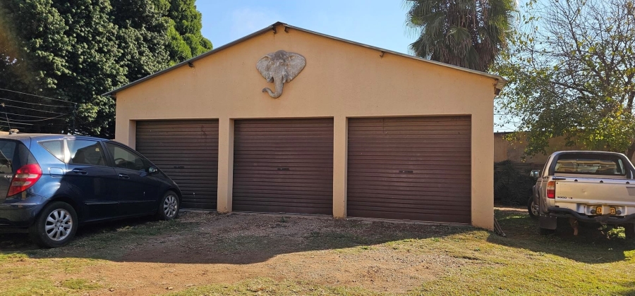 4 Bedroom Property for Sale in Parktown Estate Gauteng