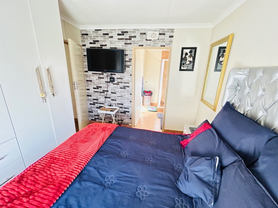 3 Bedroom Property for Sale in Sky City Gauteng