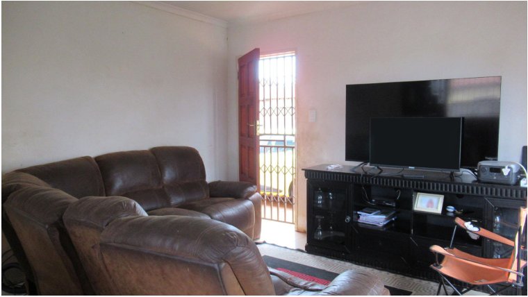 2 Bedroom Property for Sale in Roodepoort Gauteng