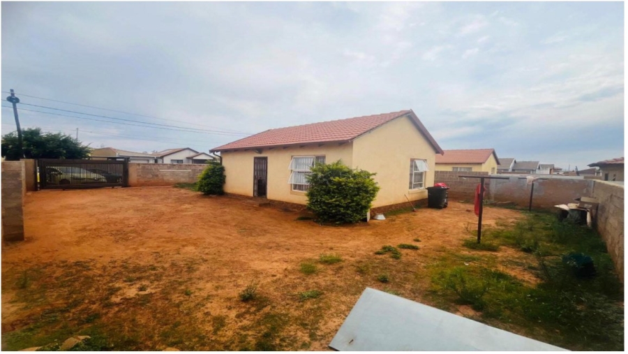 2 Bedroom Property for Sale in Roodepoort Gauteng