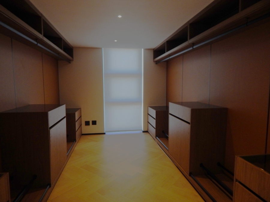 To Let 4 Bedroom Property for Rent in Helderfontein Estate Gauteng