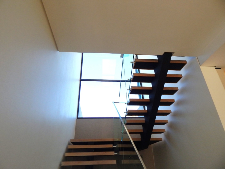 To Let 4 Bedroom Property for Rent in Helderfontein Estate Gauteng