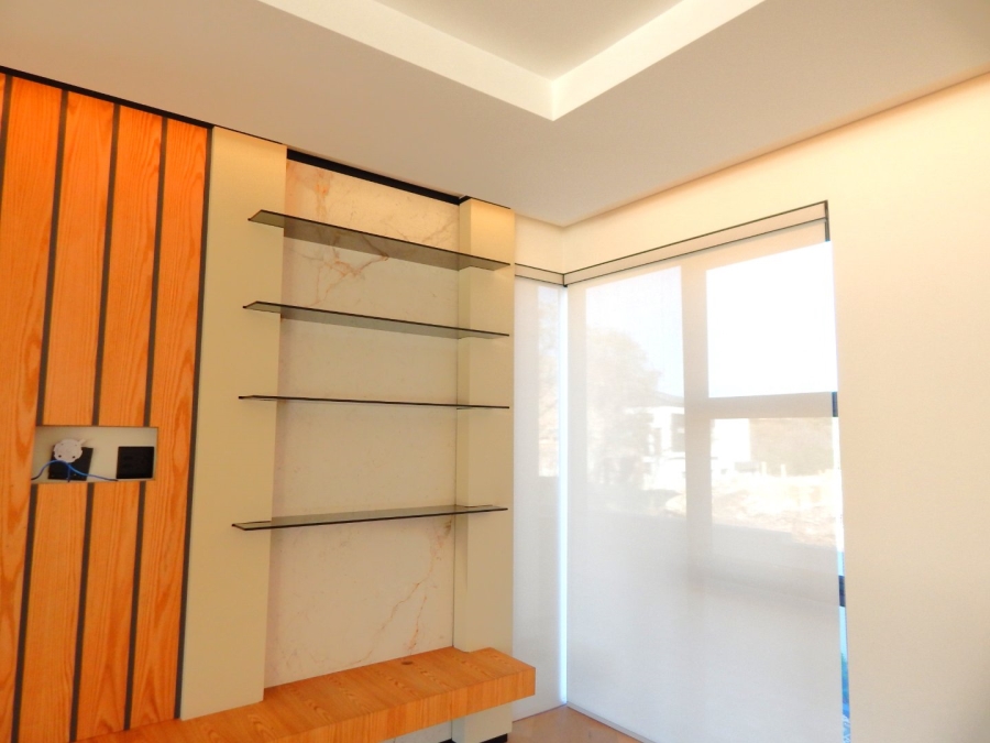 To Let 4 Bedroom Property for Rent in Helderfontein Estate Gauteng