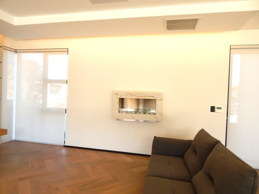 To Let 4 Bedroom Property for Rent in Helderfontein Estate Gauteng