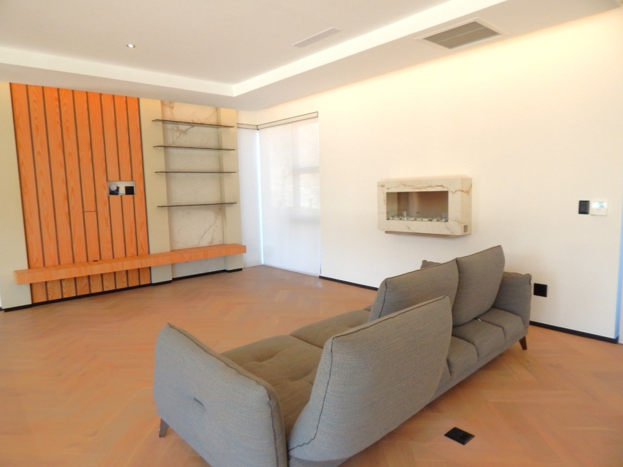 To Let 4 Bedroom Property for Rent in Helderfontein Estate Gauteng