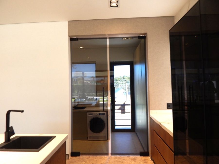 To Let 4 Bedroom Property for Rent in Helderfontein Estate Gauteng