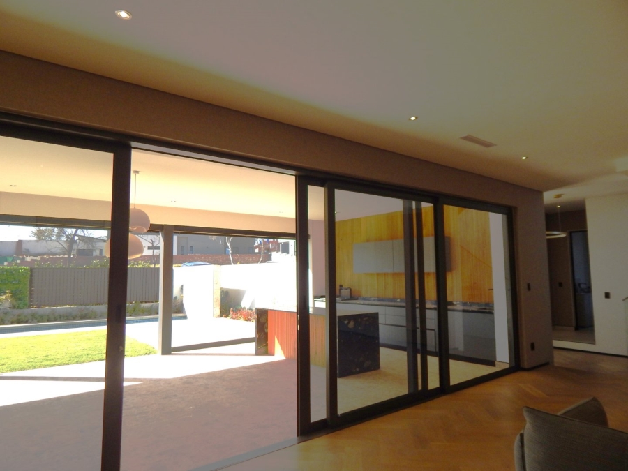 To Let 4 Bedroom Property for Rent in Helderfontein Estate Gauteng