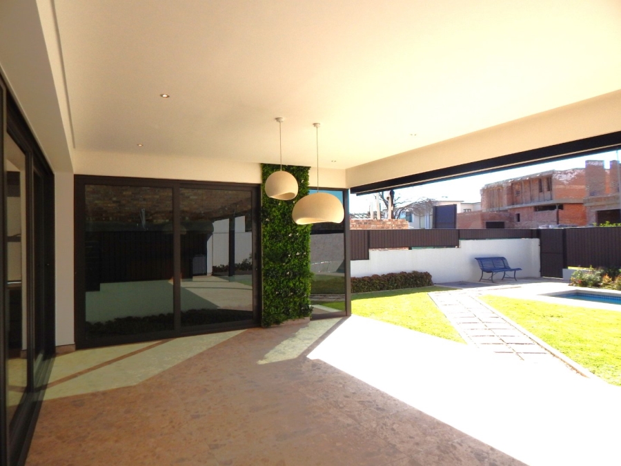 To Let 4 Bedroom Property for Rent in Helderfontein Estate Gauteng