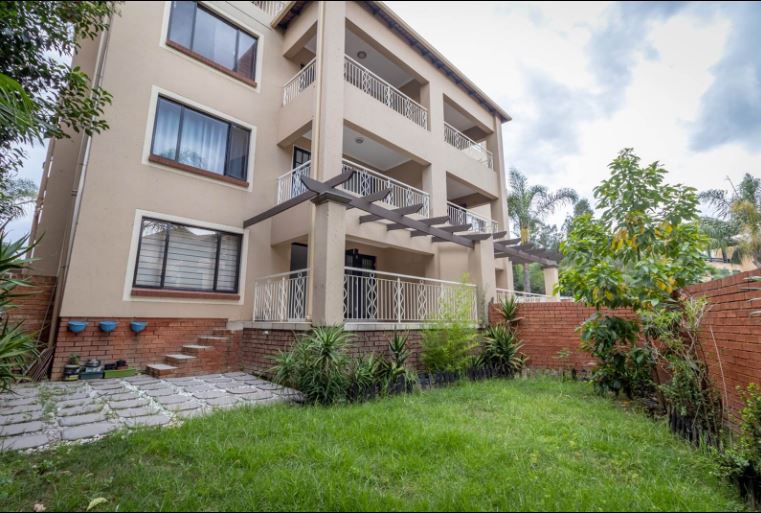 2 Bedroom Property for Sale in Sunninghill Gauteng