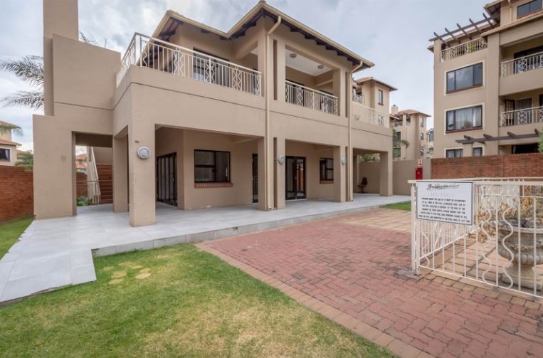 2 Bedroom Property for Sale in Sunninghill Gauteng
