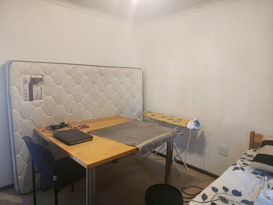 To Let 2 Bedroom Property for Rent in Kensington Gauteng