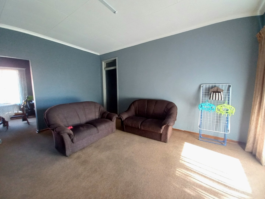 3 Bedroom Property for Sale in Rustivia Gauteng