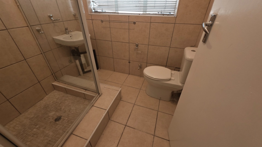To Let 2 Bedroom Property for Rent in Erasmia Gauteng