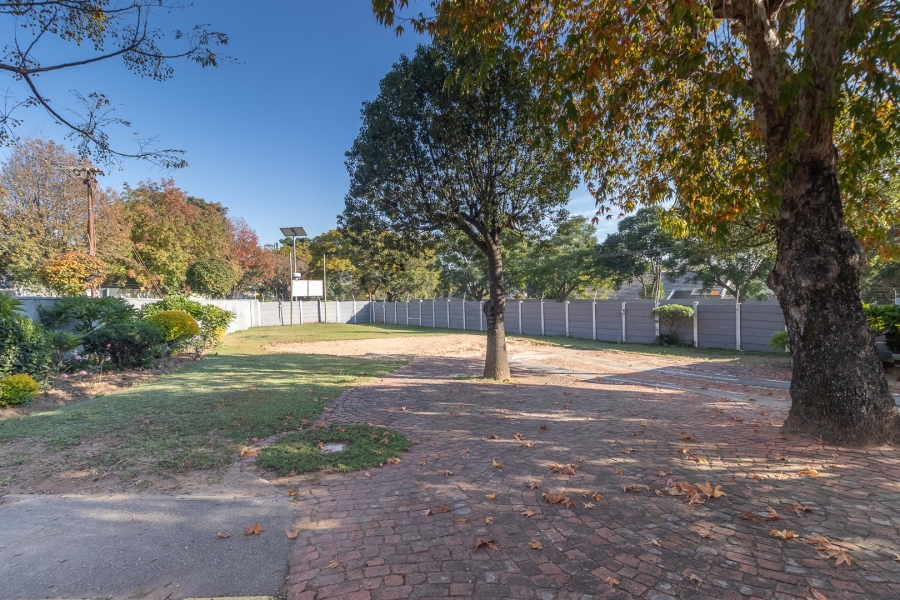 6 Bedroom Property for Sale in Bryanston Gauteng