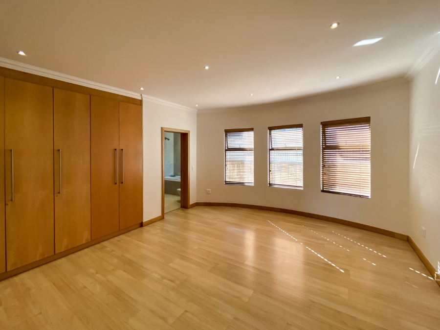 4 Bedroom Property for Sale in Bassonia Estate Gauteng