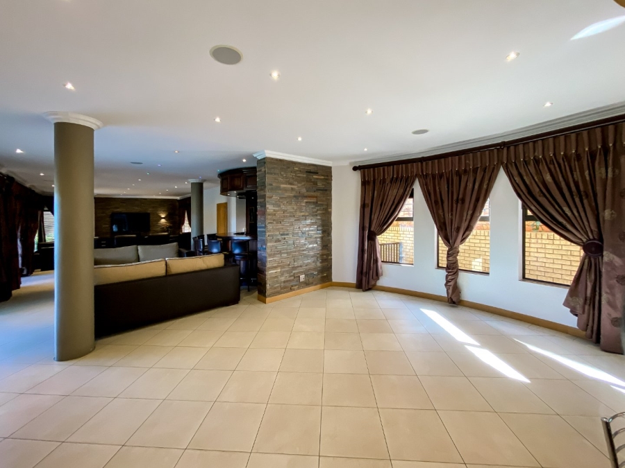 4 Bedroom Property for Sale in Bassonia Estate Gauteng