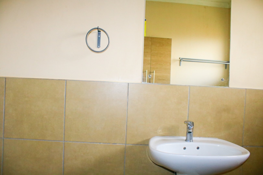3 Bedroom Property for Sale in Noordwyk Gauteng