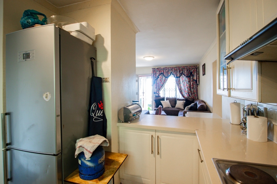 2 Bedroom Property for Sale in Sunnyrock Gauteng