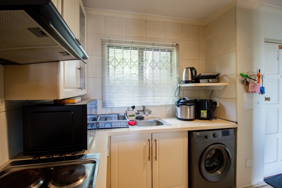 2 Bedroom Property for Sale in Sunnyrock Gauteng