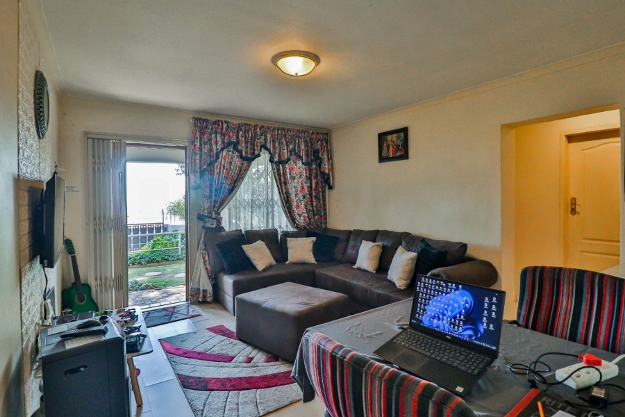2 Bedroom Property for Sale in Sunnyrock Gauteng
