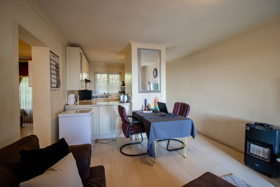 2 Bedroom Property for Sale in Sunnyrock Gauteng