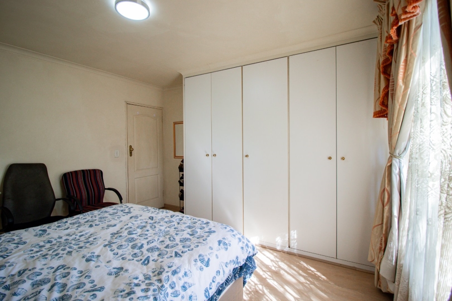 2 Bedroom Property for Sale in Sunnyrock Gauteng