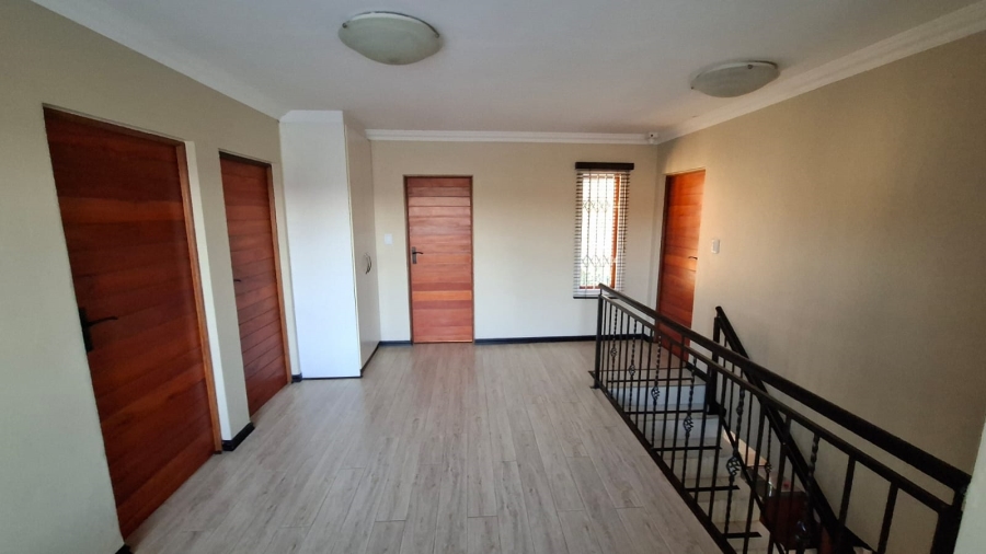 3 Bedroom Property for Sale in Kyalami Hills Gauteng