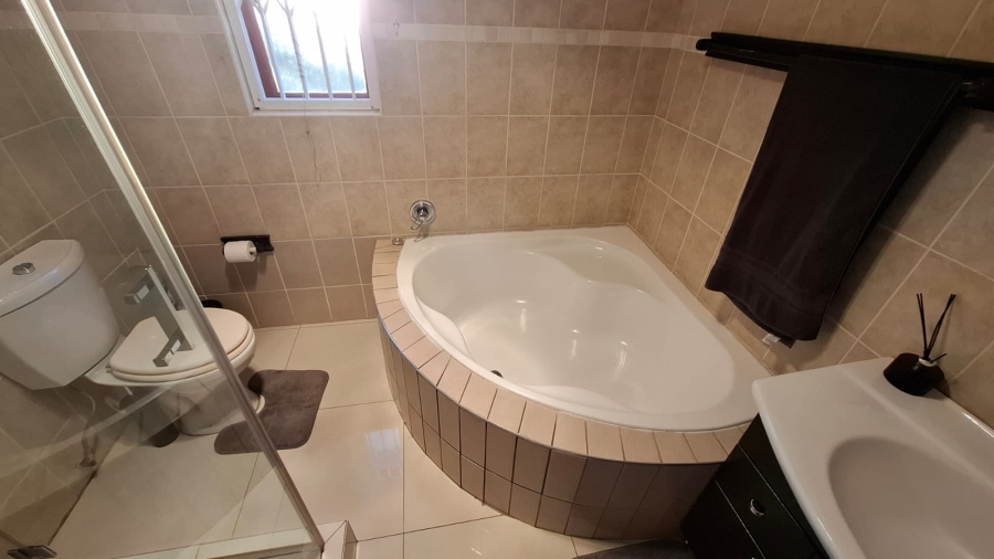 3 Bedroom Property for Sale in Kyalami Hills Gauteng