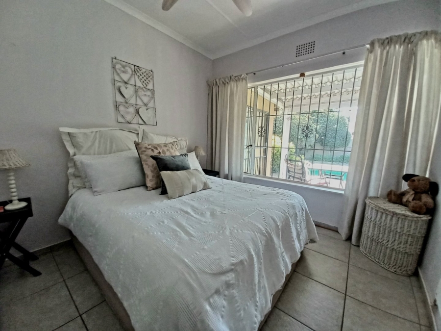 3 Bedroom Property for Sale in Buurendal Gauteng