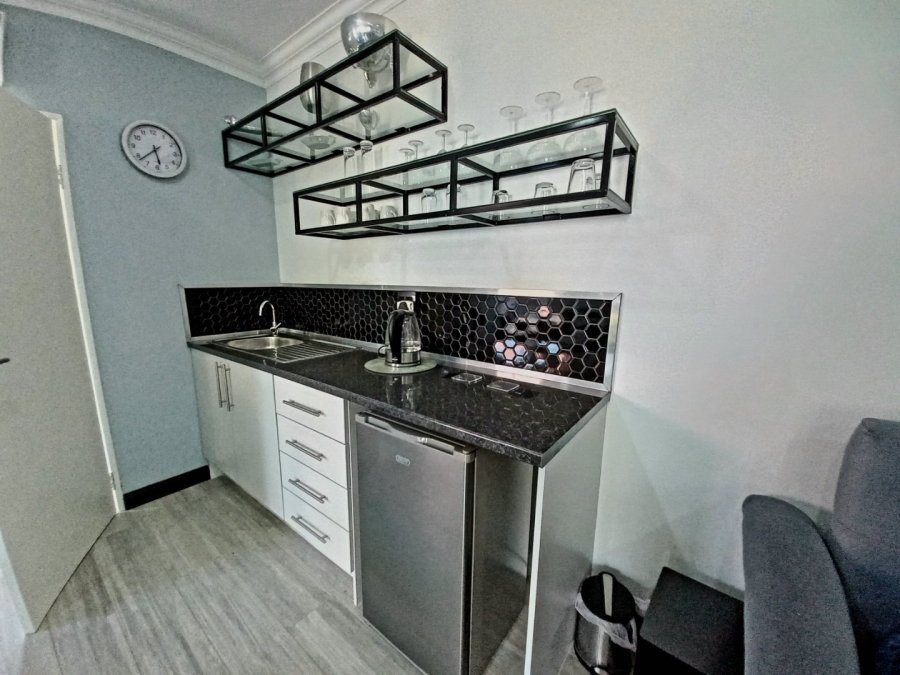 3 Bedroom Property for Sale in Buurendal Gauteng