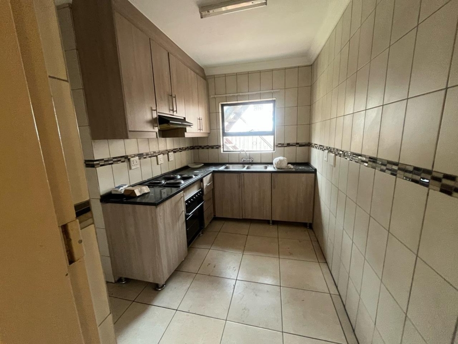 To Let 2 Bedroom Property for Rent in Laudium Gauteng