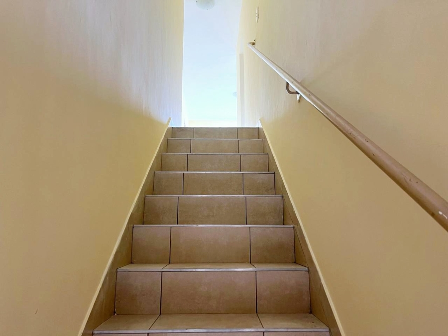 To Let 2 Bedroom Property for Rent in Laudium Gauteng
