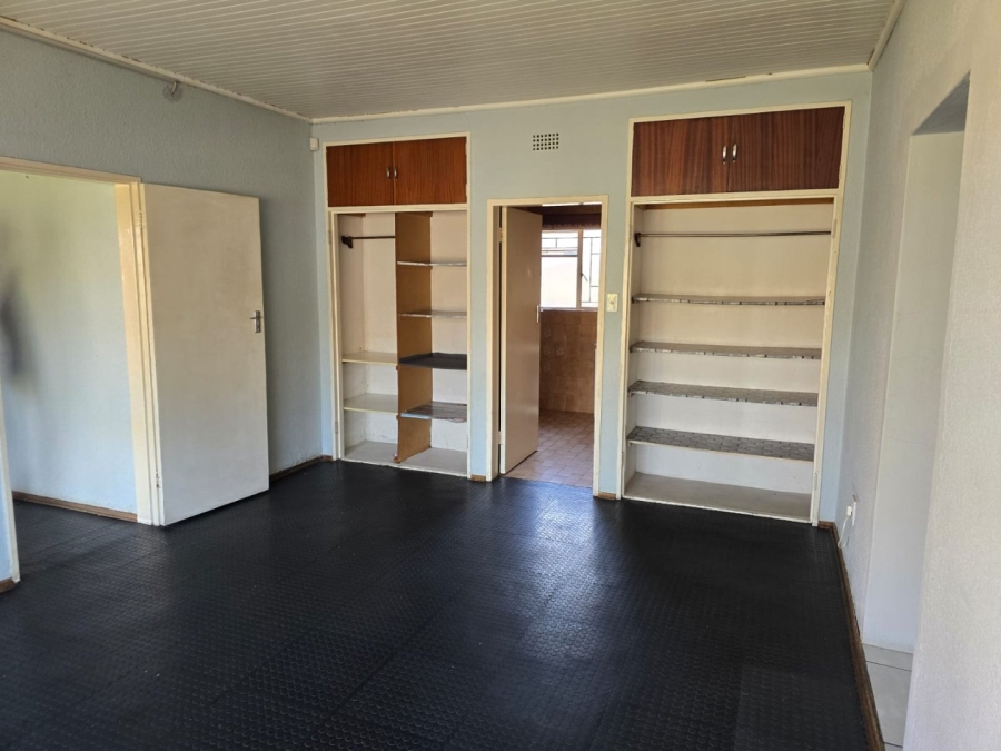 To Let commercial Property for Rent in Lilianton Gauteng