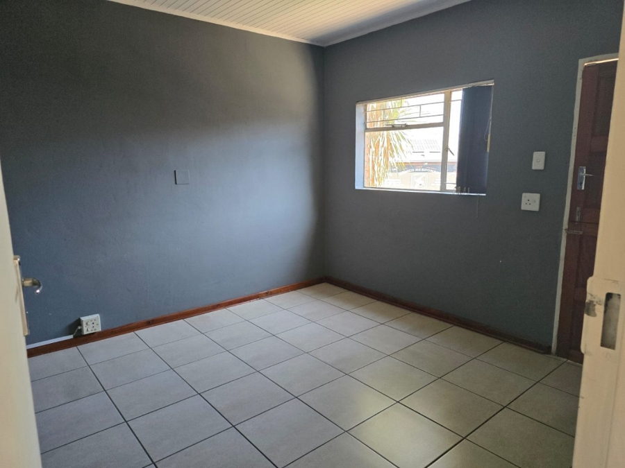 To Let commercial Property for Rent in Lilianton Gauteng