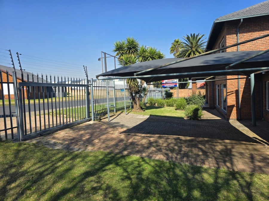 To Let commercial Property for Rent in Lilianton Gauteng