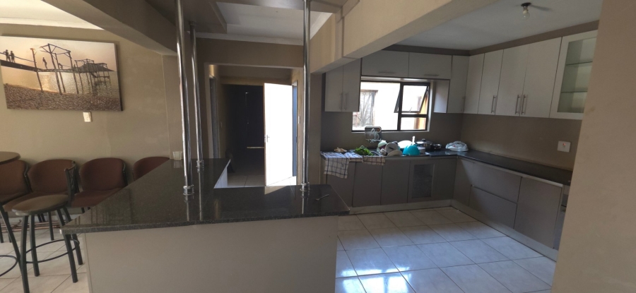 4 Bedroom Property for Sale in Vosloorus Gauteng