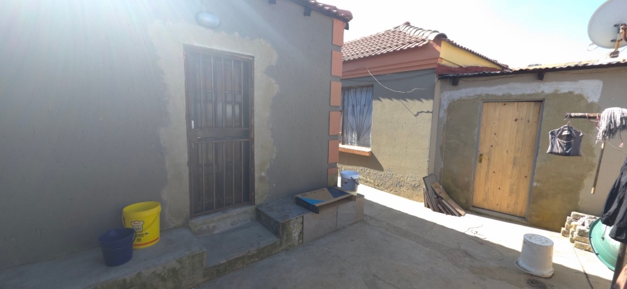 4 Bedroom Property for Sale in Vosloorus Gauteng